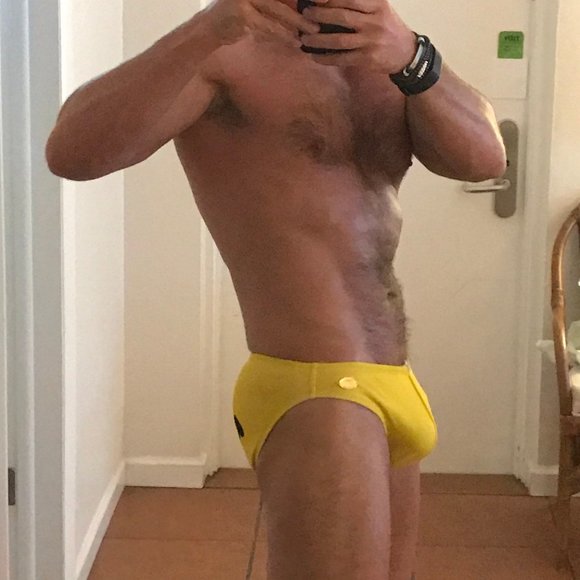 Meet your Posher, James - Picture 5 of 5